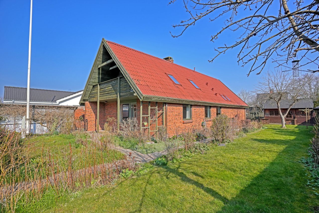 image 01